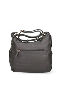 Borsa a spalla in pelle nera con finitura testurizzata, tasca frontale con zip e doppio manico. Design compatto, morbido e strutturato.