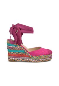 Sandalo con zeppa in suede fucsia, suola in corda intrecciata multicolore e lacci alla caviglia. Presenta una tomaia testurizzata e vari accenti vivaci.