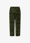 Plissé CARMIKA Regular Fit - Pantalon classique - peat moss