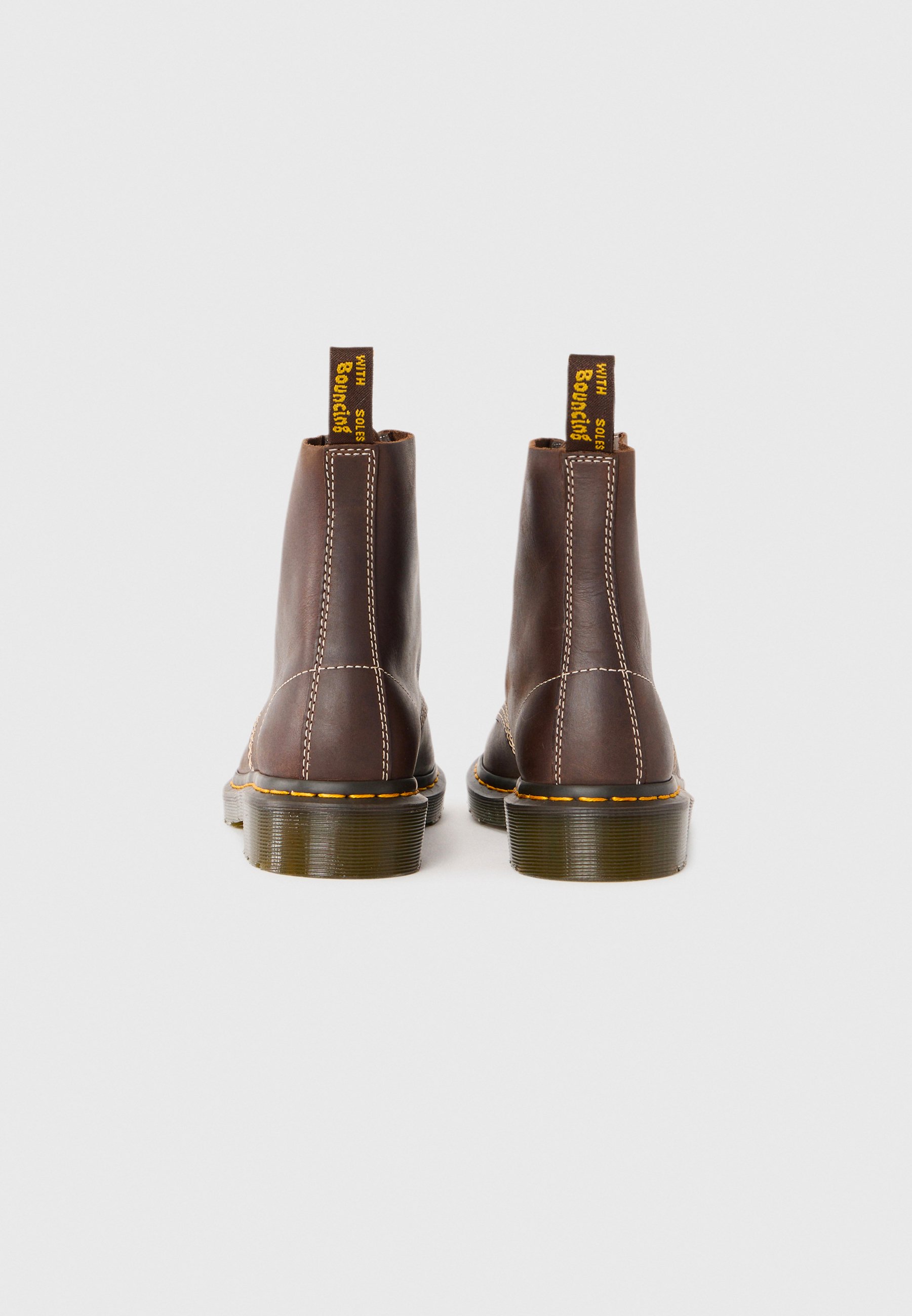 Dr. Martens PASCAL 8 EYE BOOT - Veterboots - dark brown wyoming