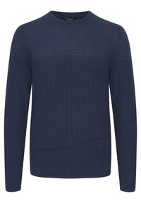 Marineblau gestrickter Pullover mit Rundhalsausschnitt, der verschiedene Texturmuster und gerippte Bündchen und Saum aufweist. Glatte Stoffoberfläche.