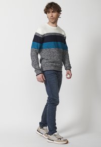 Koroshi Strickpullover - crudo   off white