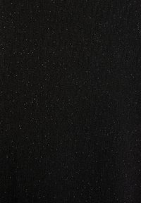 Tissu noir avec de petites paillettes argentées uniformément dispersées, créant un effet étoilé subtil sur toute la surface.