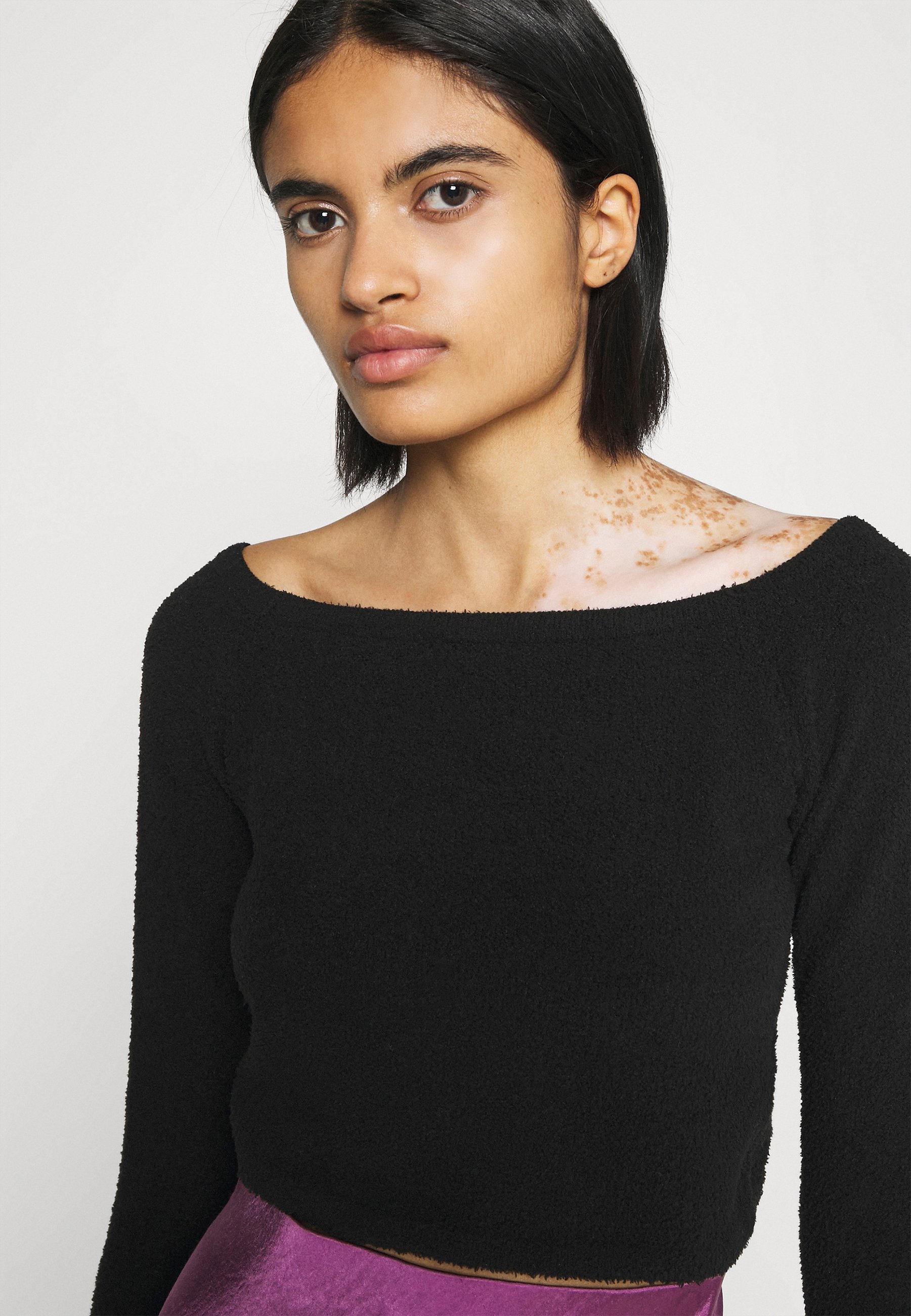 Damen FIA - Strickpullover Damen FIA - Strickpullover