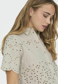 ONLY ONLSKY CLEO LIFE - Camicia - silver lining
