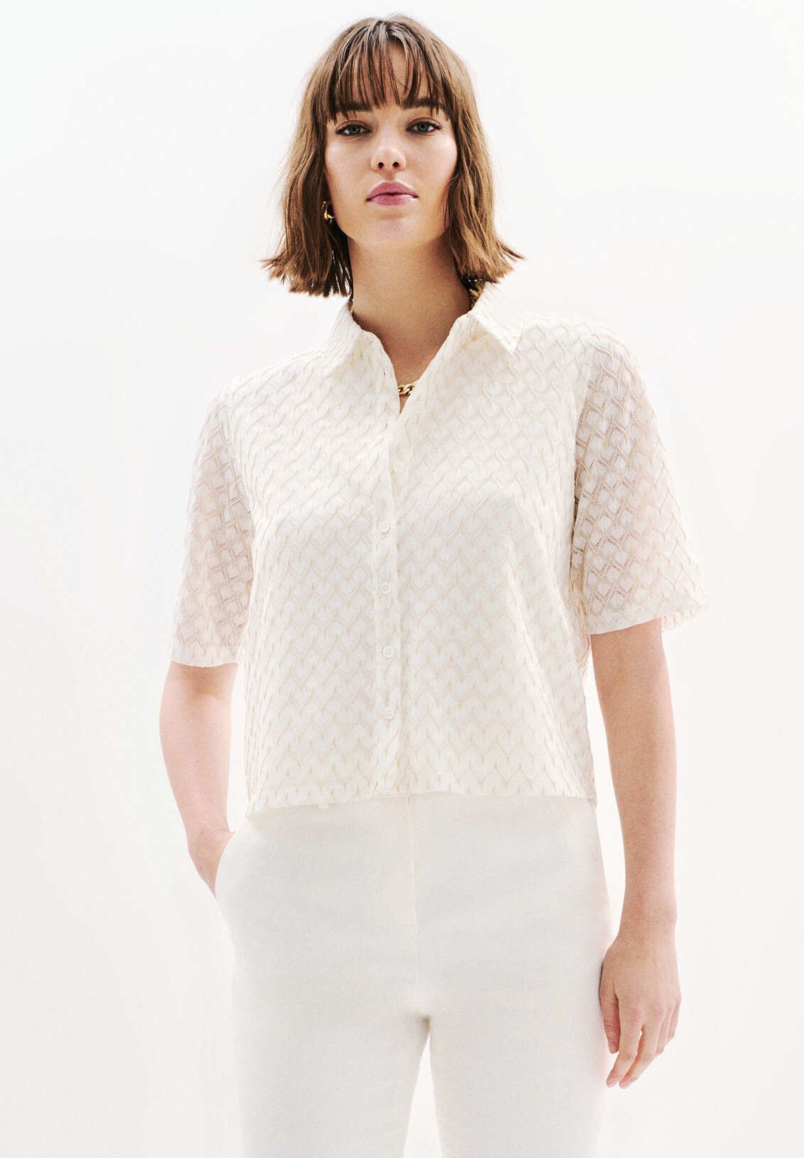 Caroll Mujer Caroll Blusa Mujer Manga Larga - Corte Recto Y Escote En V -  Suave Y Cómoda - Varios Colores Blusas Mujer, image size:1593x2294