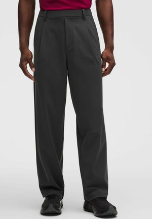 lululemon, DAYDRIFT RELAXED PLEASTED REGULAR - Pantalones - graphite grey