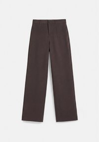 Pantalon marron foncé à jambes larges avec bouton à l'avant et passants de ceinture, présenté à plat sur fond blanc.