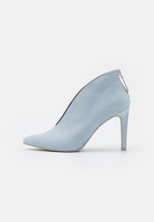 Klassiska stövletter - light blue