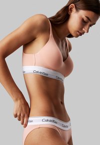 Calvin Klein Underwear BIKINI ICON  - Slip - melon frenzy