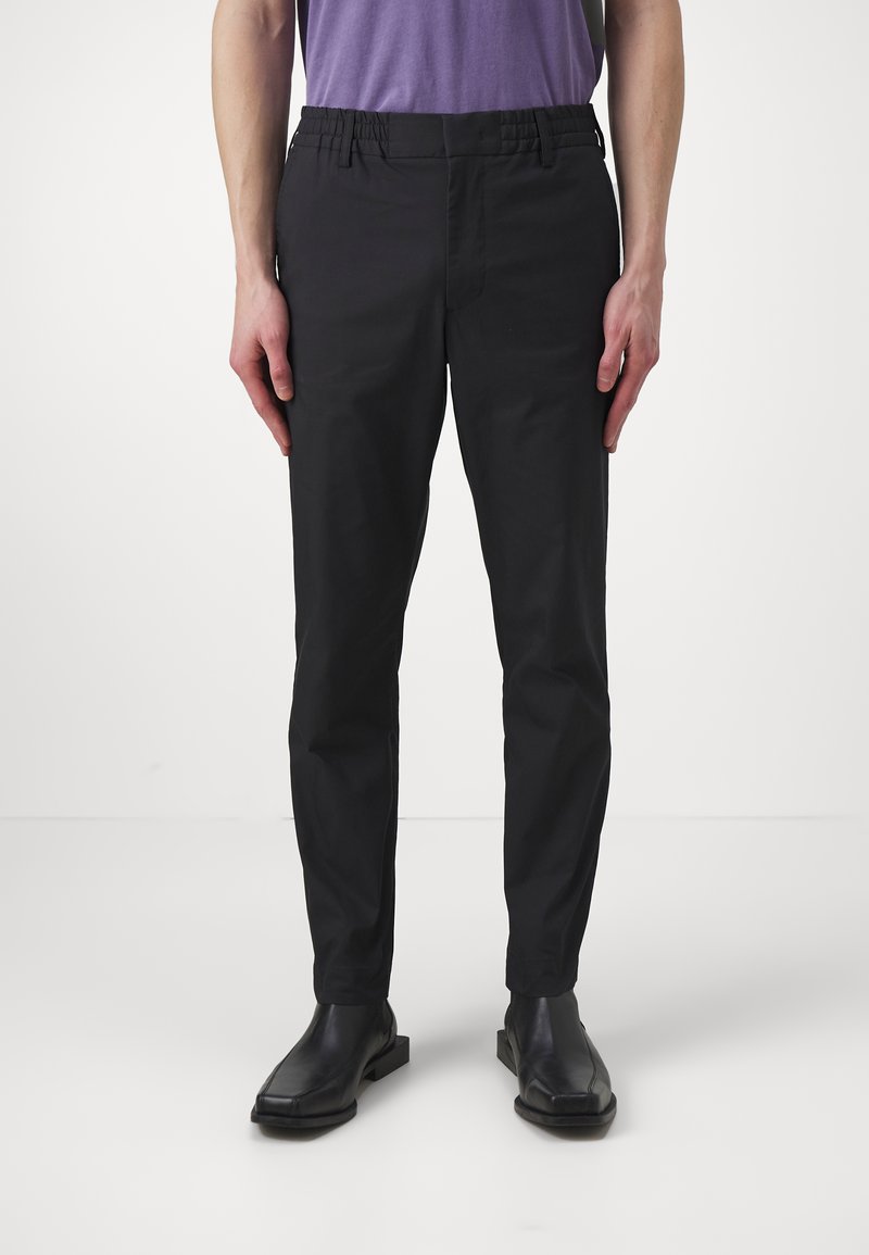 NN.07 BILLIE - Nohavice - black
