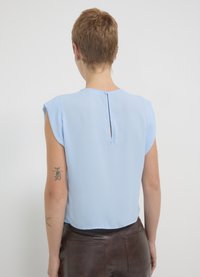 Calliope SMANICATA  - Top - azzurro