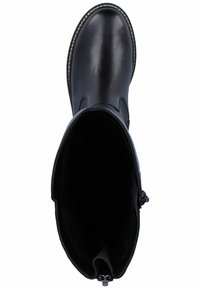 Bottine en cuir noir avec un bout arrondi, texture lisse et détail de couture le long du bord. Doublure intérieure, fermeture éclair sur le côté.