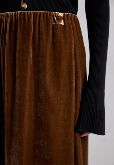 By Malene Birger BOSHAN - A-line skirt - bison