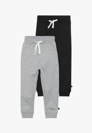 To par joggingbukser: et gråt par med snor i taljen og lommer, og et sort par med lignende design med ribbede manchetter.