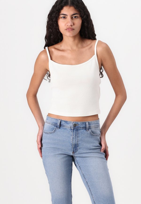 JDYMOON KNICKERS - Slim fit jeans3