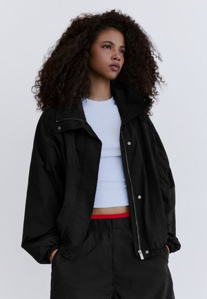 Bershka, OVERSIZE BATWING SLEEVE- JACKET - Veste légère - black