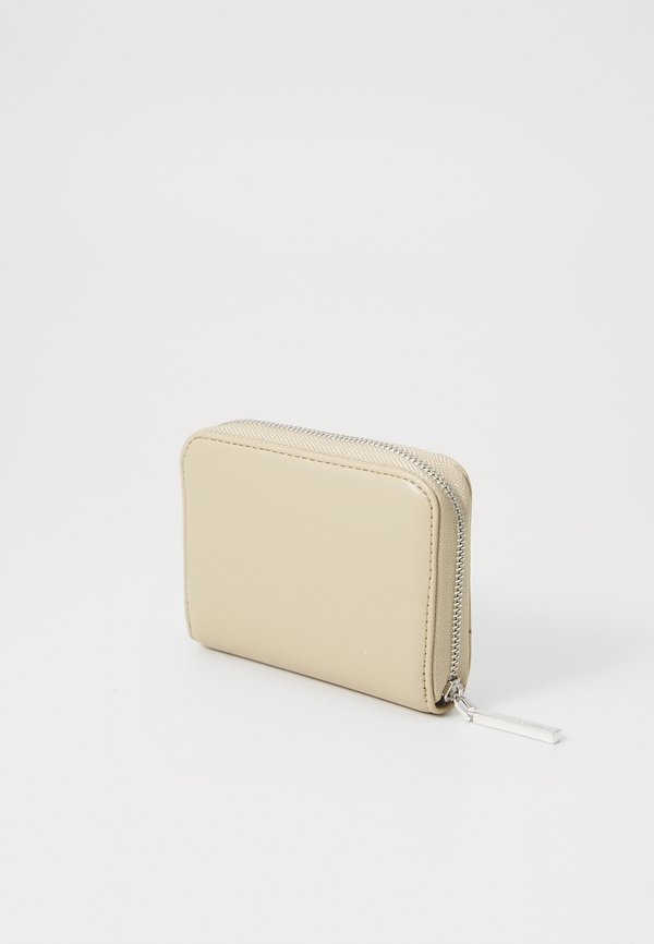 MINI QUILT MEDIUM ZIP AROUND - Wallet - crockery3