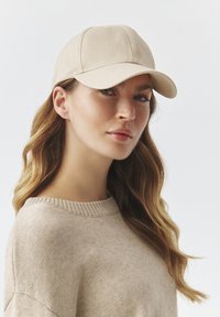TATUUM Cap - beige
