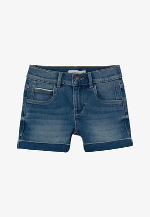 Niebieskie dżinsowe spodenki dla malucha z podwiniętymi nogawkami, przednim guzikiem, pętlami na pasek i stylizacją na pięć kieszeni.