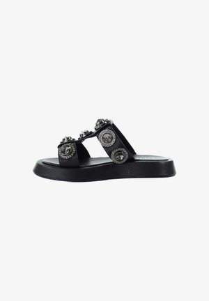GOE for shoes, - Klapki płaskie