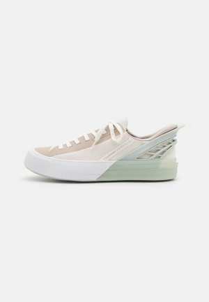 CHUCK TAYLOR ALL STAR FLYEASE HANDS-FREE UNISEX - Sneakers laag - erget/string/light silver
