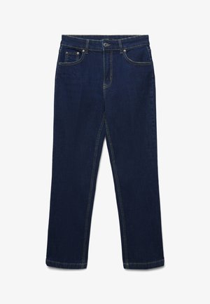 Jeans in denim dritto blu scuro con tasche frontali, passanti per cintura, chiusura con bottone e dettagli di cucitura gialla.