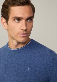 Hackett London CREW - Svetrík - chambray blue