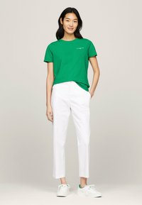 Tommy Hilfiger MINI LOGO - T-shirt basic - olympic green