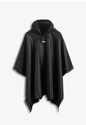 Mustveekind kapuutsiga vihmakeep, millel on nöör ja väike punane-valge Hunteri logo rinnal.