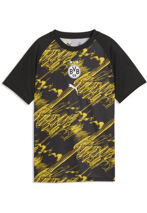 Schwarz-gelbes Borussia Dortmund Fußballtrikot mit Puma-Logo und BVB 09 Emblem auf der Brust, versehen mit einem abstrakten Pinselstrich-Muster.