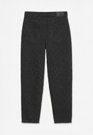 Vero Moda, MOM FIT JEANS VMTESSA HIGH WAIST MOM FIT JEANS - Jean Mom - black denim