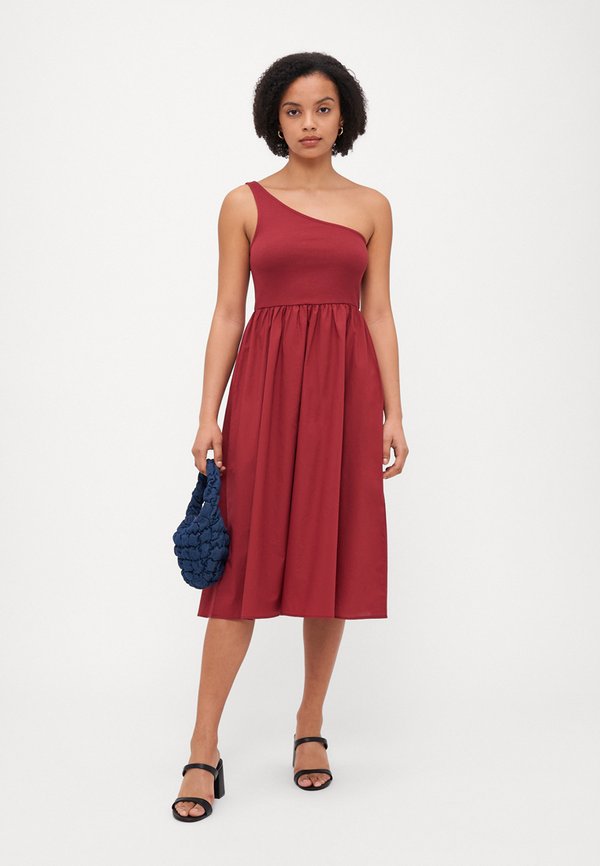 ONLIRIS LIFE ONE SHOULDER - Day dress - ruby wine4