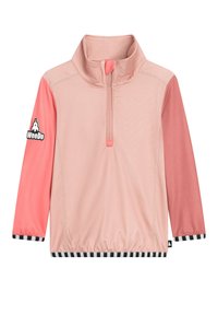 Hellrosa Langarm-Pullover mit hohem Kragen, halbem Reißverschluss vorne, kontrastierenden korallefarbenen Ärmeln und schwarz-weißen gestreiften Saum. Mit einem Logo auf dem Ärmel.