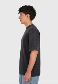 Dropsize - T-shirt basic