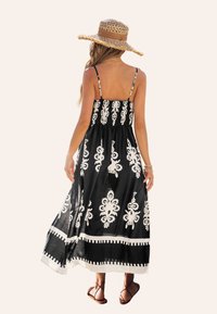 Cupshe FLORAL SLIT RUCHED - Vestido informal - black