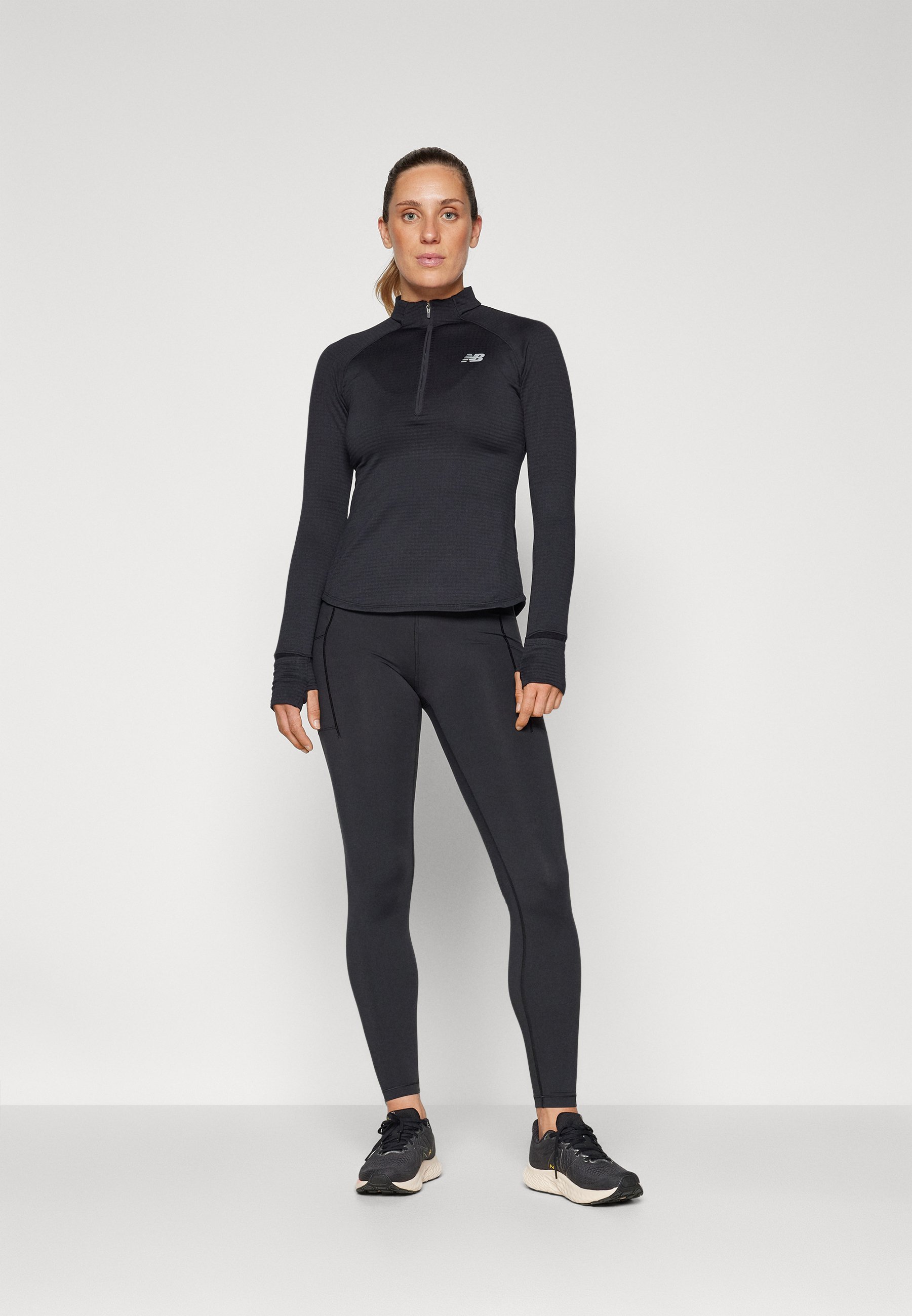 New Balance ATHLETICS GRID 1/2 ZIP - Long sleeved top - black