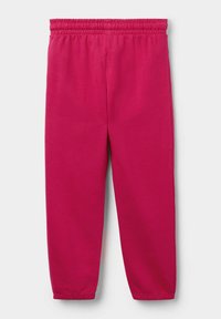 Fuchsiové jogger kalhoty vyrobené z měkké látky, s elastickým pasem a zúženými manžetami. Hladká textura bez viditelných vzorů.