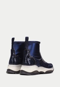Hispanitas Botines con plataforma - blue