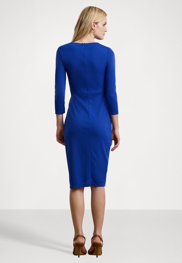TWIST FRONT STRETCH JERSEY DRESS - Shift dress - new sapphire3