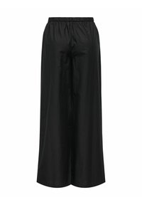 Črne široke hlače z elastičnim pasom, gladko teksturo in lahkim tkanjem, primerne za priložnostno nošenje.