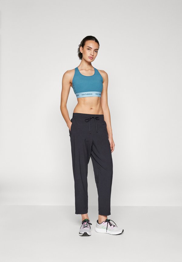 SPORT ESSENTIALS PERFORMANCE PANT - Tracksuit bottoms3