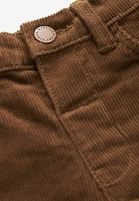 Next REGULAR FIT - Nadrágok - tan brown