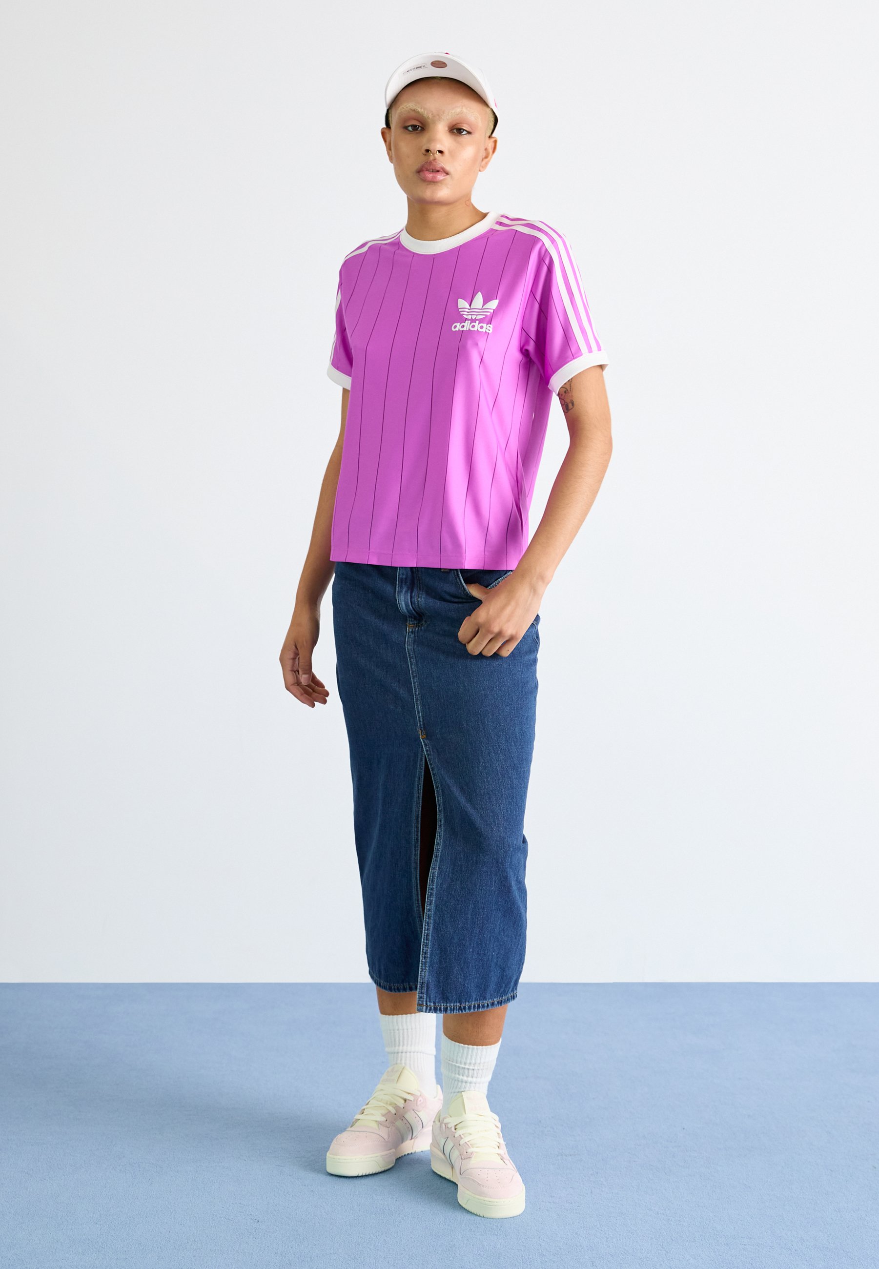 adidas Originals ADICOLOR 3-STRIPES PINSTRIPE - Print T