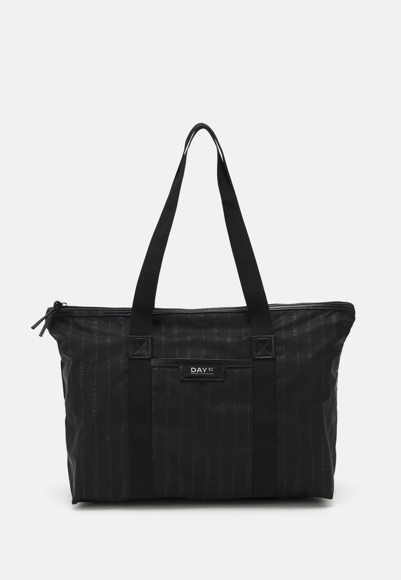 shopper day gweneth work