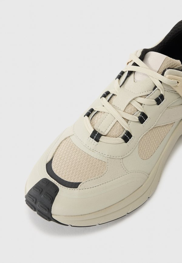 Trainers - open beige2