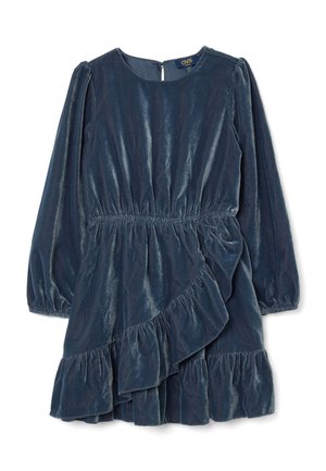 Robe en velours bleu foncé avec de longues manches bouffantes, un col rond, une taille élastique et un détail de volants sur un côté. Fermeture éclair au dos.