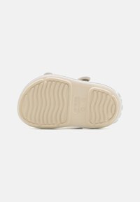 Crocs CROCBAND CRUISER UNISEX - Badesandaler - stucco/atmosphere