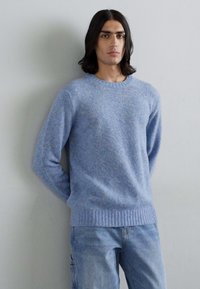 NN.07 Pulover - tink blue