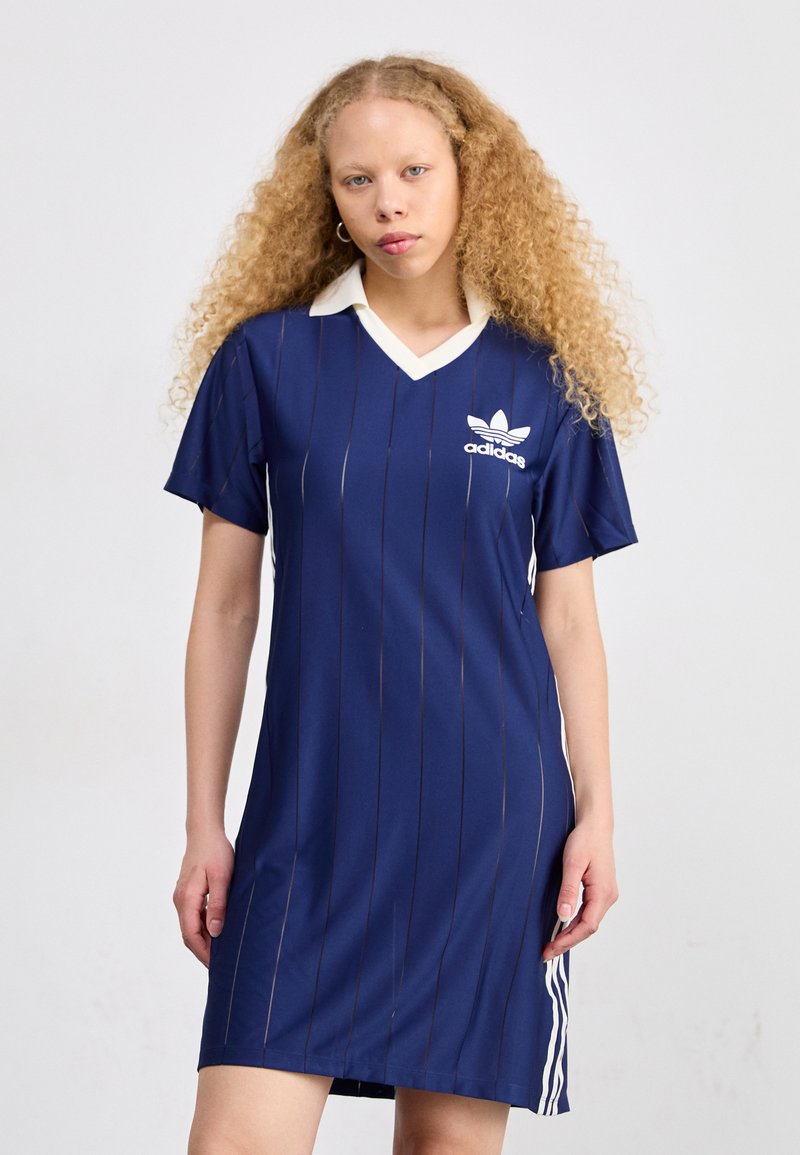 adidas Originals DRESS - Rochie din jerseu - dark blue/albastru ...